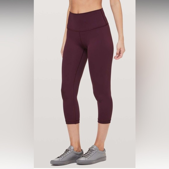 Lululemon Wunder Under Crop size 6 - Picture 3 of 10